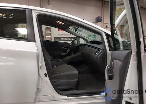 2011 Toyota Prius Two z USA, uszkodzony, nr VIN JTDKN3DUXB5373724